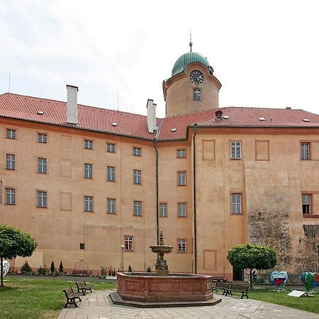 Penzion Dobre Casy Poděbrady Kültér fotó